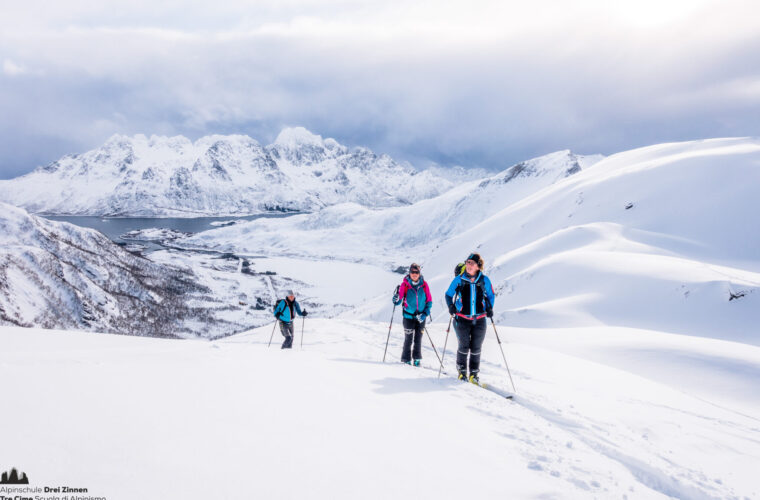 lofoten bergführer mountainguide norwegen norway skitour scialpinismo norwegia guidaalpina svolvaer-03516