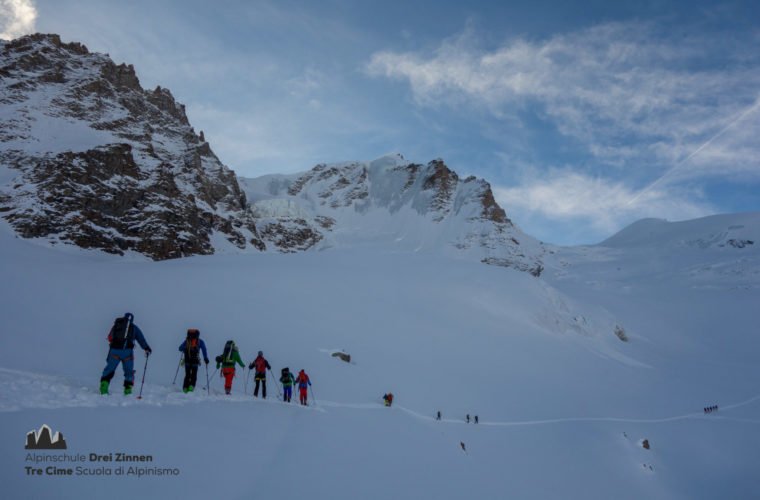 Skitour Gran Paradiso sci d'alpinismo (8)