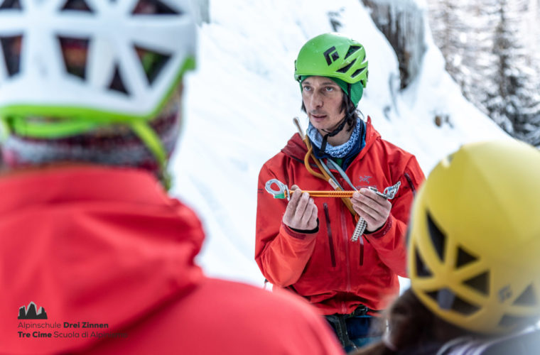 Eisklettern - arrampicata su ghiaccio - ice climbing - Alpinschule Drei Zinnen 2020 (4)