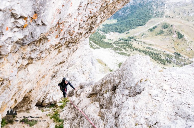 Lagazuoi - via del Buco - Alpinschule Drei Zinnnen (12)