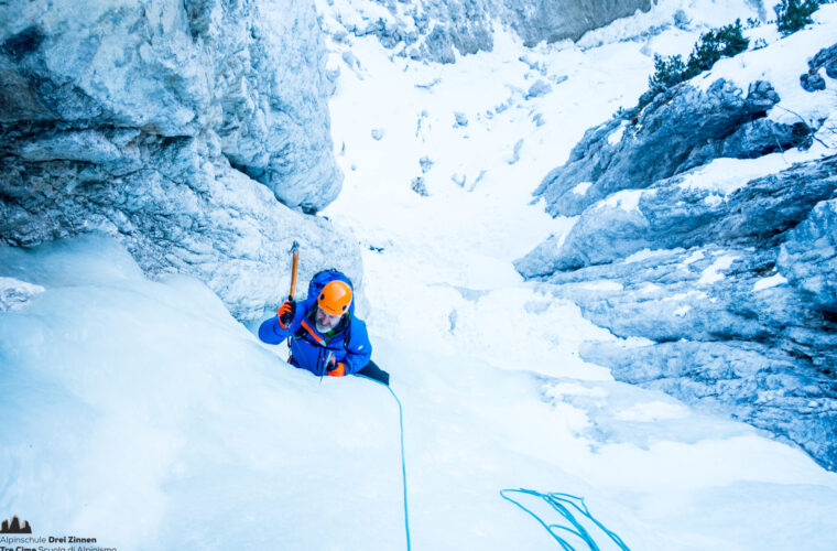 Eisklettern - arrampicata su ghiaccio - ice climbing - Alpinschule Drei Zinnen (4)