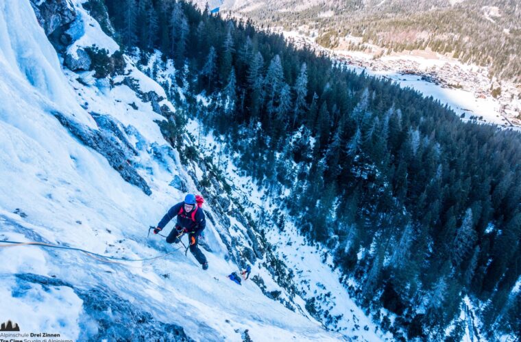 Eisklettern arrampicata su ghiaccio ice climbing - Sappada Ploden - Alpinschule Drei Zinnen (11)