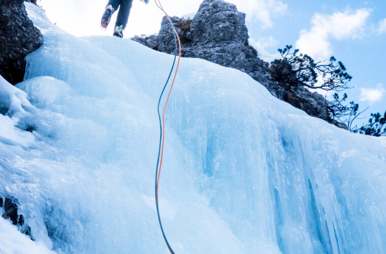 Eisklettern arrampicata su ghiaccio ice climbing - Sappada Ploden - Alpinschule Drei Zinnen (3)