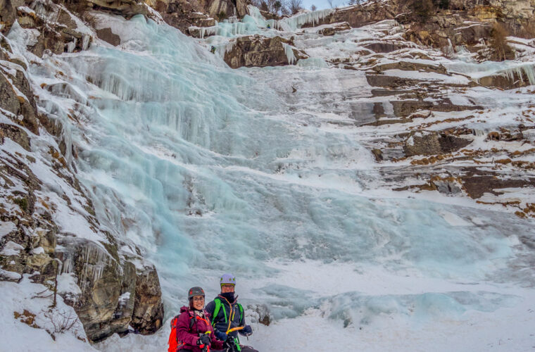 Eiklettern Wasserfall - Arrampicata ghiaccio - ice climbing 2020 - Alpinschule Drei Zinnen (74)